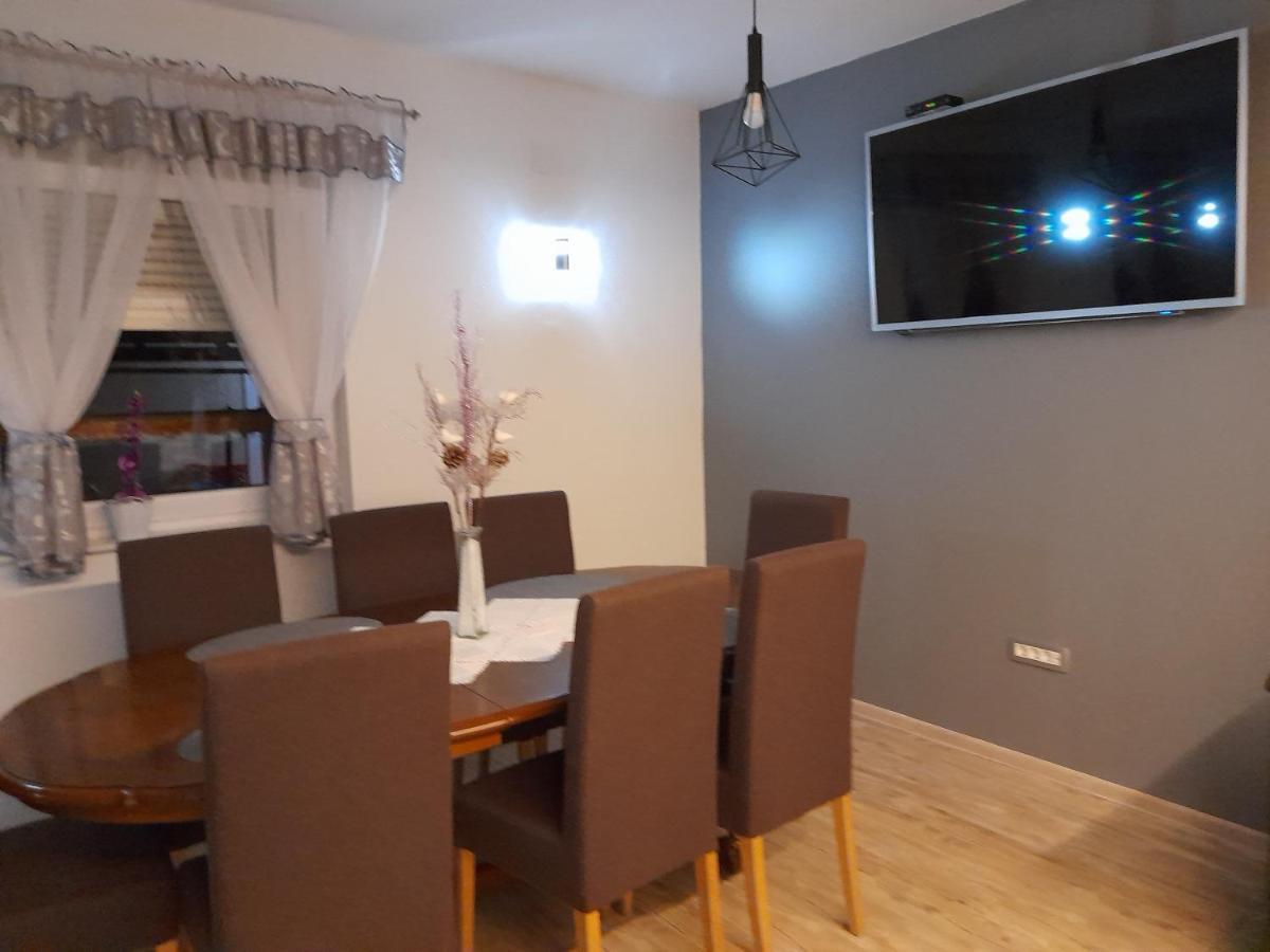 Apartman Teo &Tena Otočac Extérieur photo